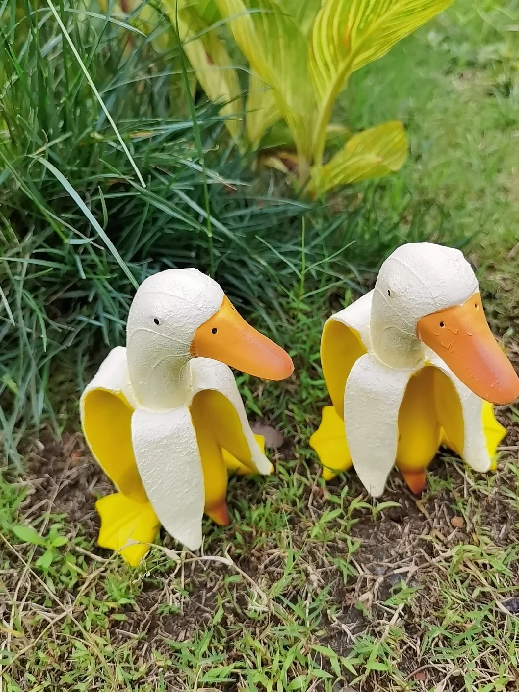 Creative Banana Duck Art Statue for Patio Garden Yard Outdoor Decoration Wyz17956