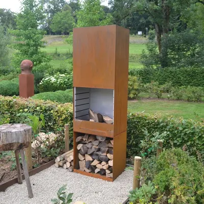 屋外の中庭ガーデンヒーター、薪付きコルテン鋼の木の暖炉